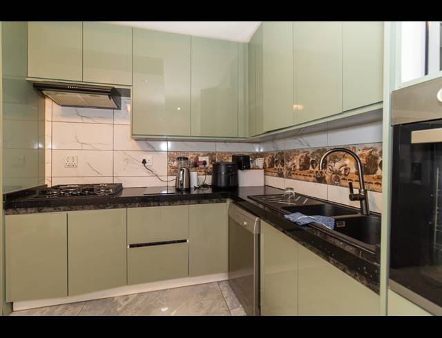 4 BEDROOM SEMI DETACHED TO LET IN PARKLANDS